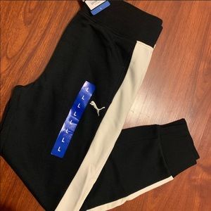 Woman puma joggers